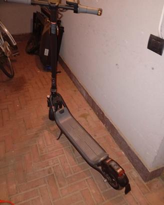 monopattino elettrico 