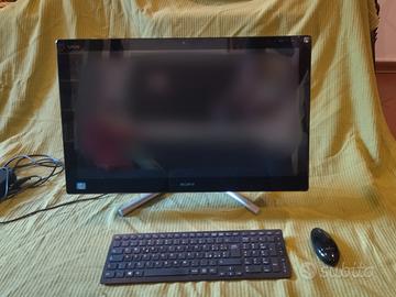 pc Sony Vaio all-in-one 24" con Windows 10