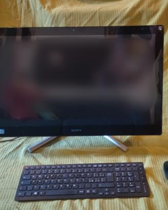 pc Sony Vaio all-in-one 24" con Windows 10