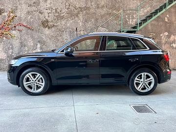 Audi Q5 - S line 2.0 190cv - cambio automatico