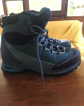 Scarponi trekking donna