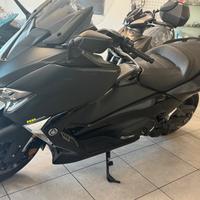 Yamaha TMAX 530 KEYLESS