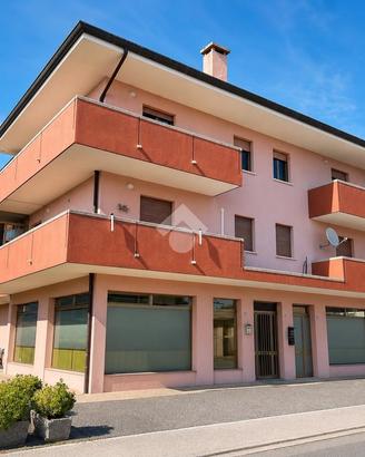 4 LOCALI A CODROIPO