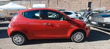 Lancia Ypsilon 1.2 69 CV 5 porte GPL Ecochic Plati