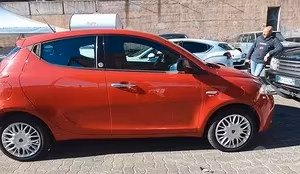 Lancia Ypsilon 1.2 69 CV 5 porte GPL Ecochic Plati