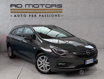 Opel Astra IVA ESPOSTA Neopatentati Cambio Automat