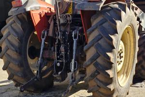 Same Explorer 80 con pala caricatrice