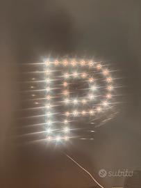 Lettera P scatolata con luci/ lampada decorazione