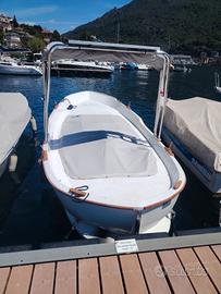 Gozzo ligure introbordo senza patente