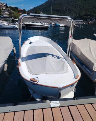 Gozzo ligure introbordo senza patente