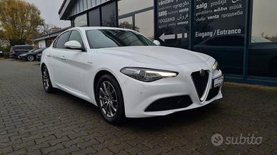 Alfa Romeo Giulia 2.0 Turbo 200 CV Sprint AUT - XE