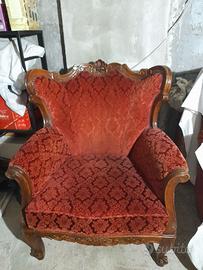 Poltrona in tessuto damascato