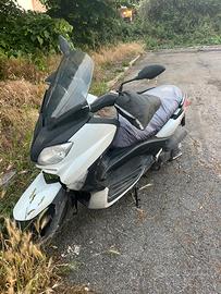 Xmax 250 marciante