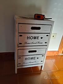 comodino con due cassetti profondi 