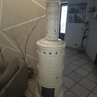 stufa legna in ceramica