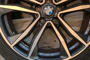 4 ruote con cerchi ,come da foto