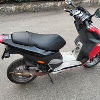 Scooter Piaggio NRG montato " MALOSSI"