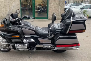 Honda goldwing 1500 se