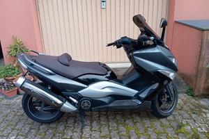 T Max 500 2008