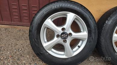 4 Gomme Invernali RUNWAY + 4 Cerchi in lega