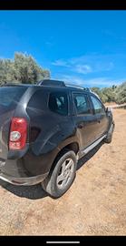 per prezzi , dacia duster 2011 incidentata .