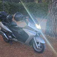 Splendido Honda Silver Wing 600