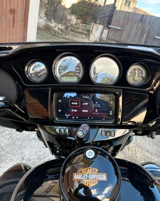 Harley Davidson Electra Glide 114 UL Total Blak