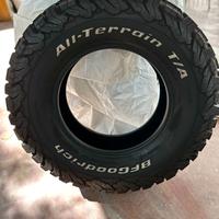 BF GOODRICH ALL- TERRAIN  245/75 R16 120/116S