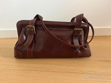borsa in cuoio modello stile "medico"