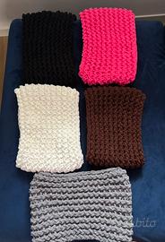 Sciarpe scalda collo fatti a mano