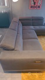 Divano angolare Divani&Divani 1350 €