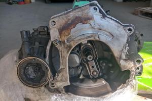 Cambio manuale 5M Volkswagen Golf serie 4 1900tdi