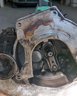 Cambio manuale 5M Volkswagen Golf serie 4 1900tdi
