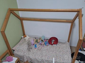 letto a casetta montessori