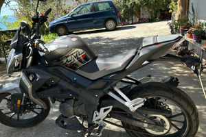 UM Xtreet 125cc