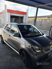 SMART FORFOUR 1.0