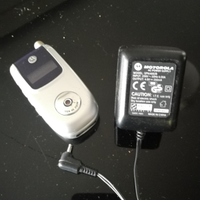 Motorola V220
