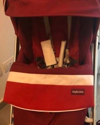 Trilogy inglesina da ritirare sul posto