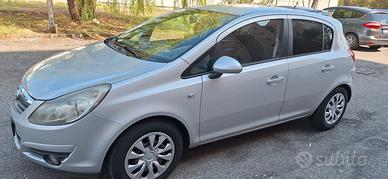 Opel Corsa 1.2 benzina 5 porte GRANDINATA