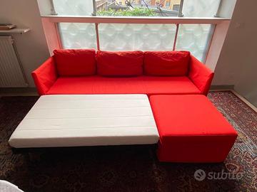 Divano letto matrimoniale, 3 posti, con puff