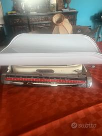 Bilancia pesa bambino anni 60, come nuova