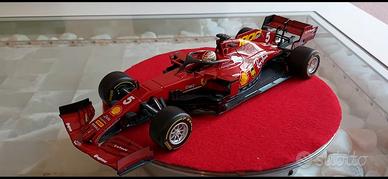 FERRARI SF1000 Mugello 1/18  Burago Vettel #5