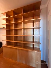 Libreria in legno massello