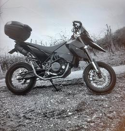 Motore ktm 690 anno 2008 34000 km smc supermoto