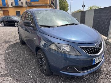 Lancia Ypsilon 1.0 FireFly 5 porte S&S Hybrid Ecoc
