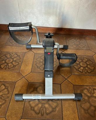 Pedaliera/minicyclette