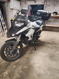 Benelli trk 502