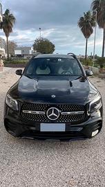 Mercedes GLB 200d 4MATIC Premium-2021