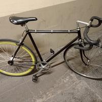 Single Speed nera 