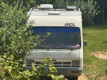 Camper arca freccia su fiat ducato 1900 turbo